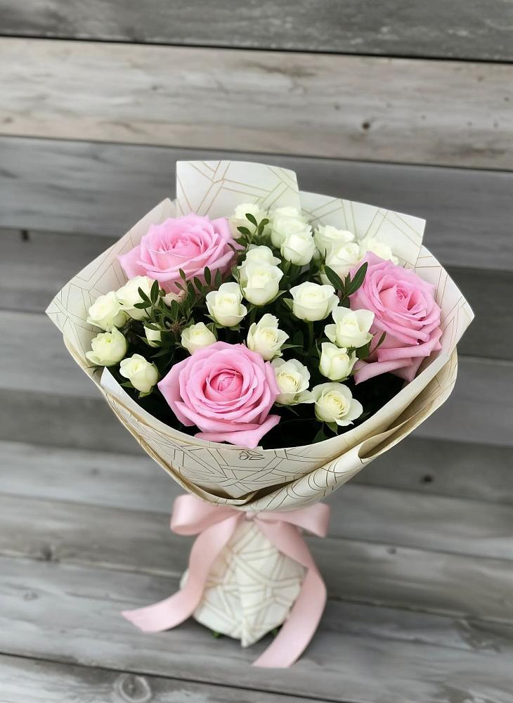 Букет цветов из: Розы в Коноше