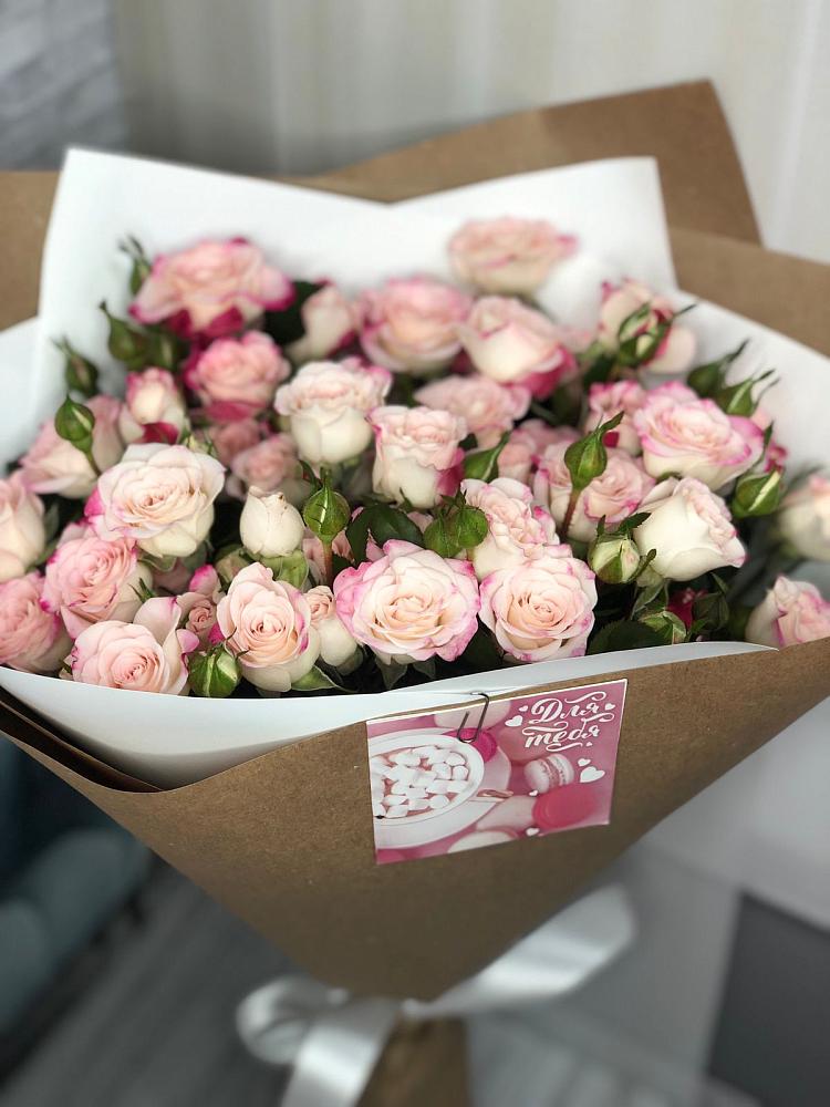 Букет цветов из: Розы в Коноше