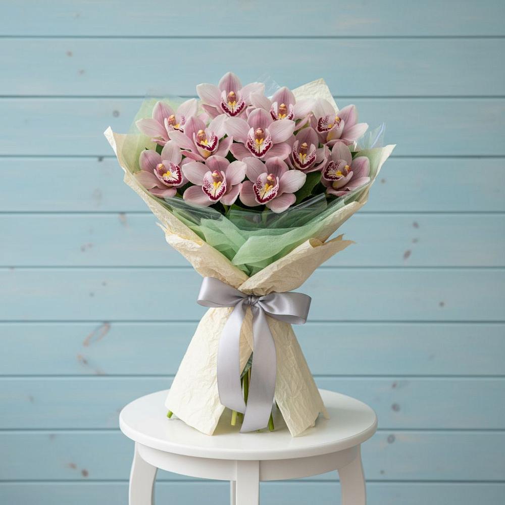 Букет цветов из: Орхидеи и Розы в Коноше