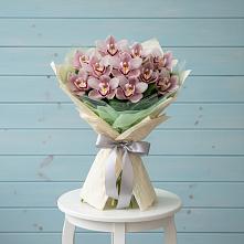 Букет цветов из:  Орхидеи и Розы в Коноше