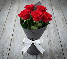 Букет 5 Красных роз Эдлесс Лав #REPLACE_PRED# Коноше