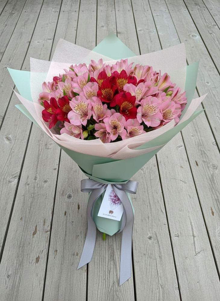 Букет цветов из: Альстромерии в Коноше