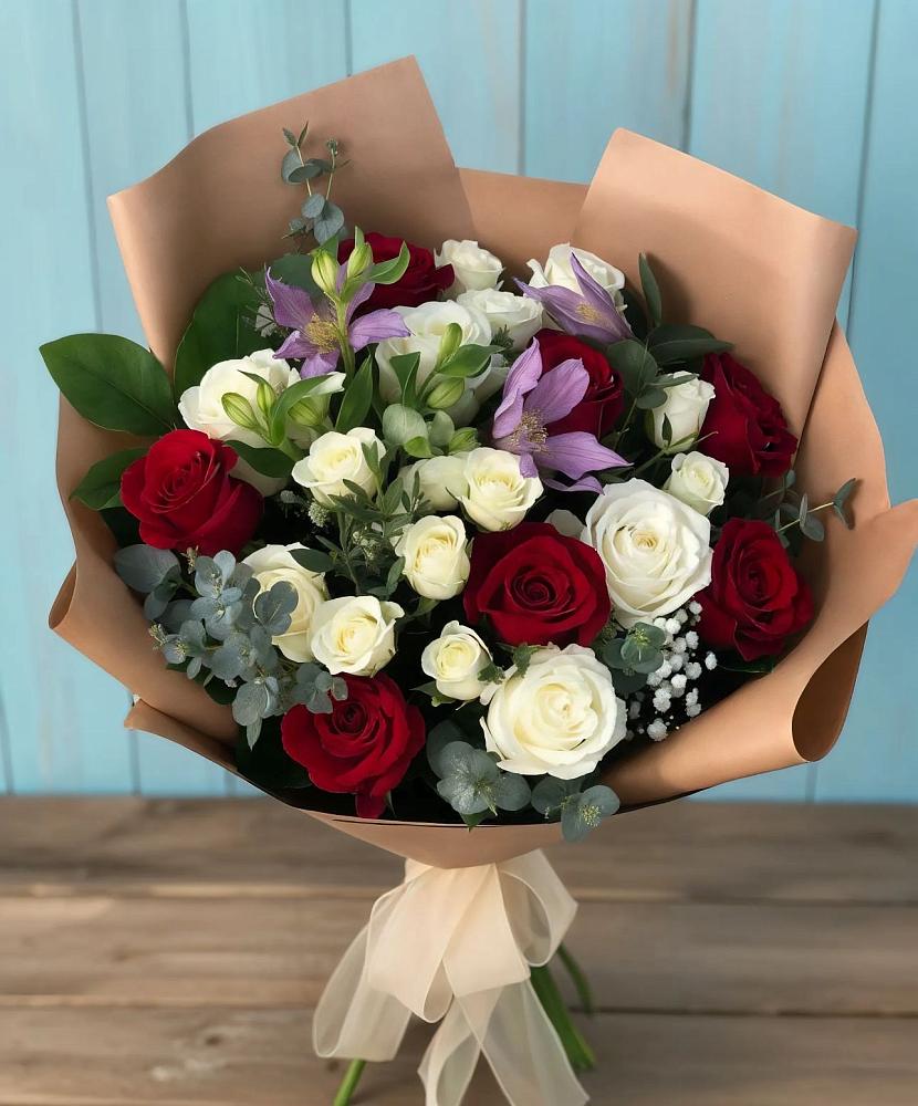 Букет цветов из: Розы и Альстромерии в Коноше
