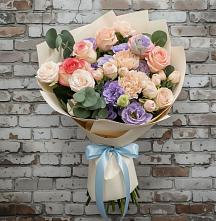 Букет цветов из:  Розы, Лизиантусы и Гвоздики в Коноше